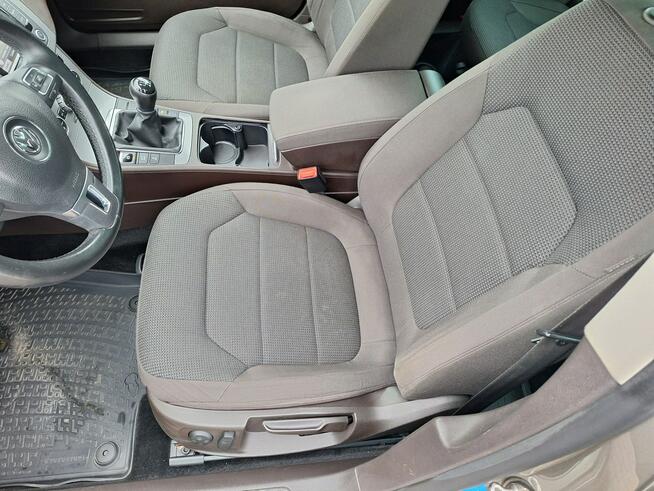 Volkswagen Passat Klimatronik Nawigacja Parktronik Serwisowany Bezwypadkowy Stan Bardzo