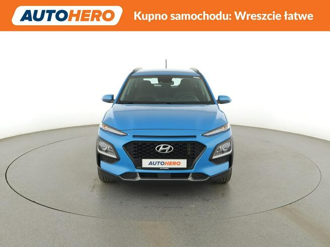 Hyundai Kona klima grzane fotele i kierownica kamera i czujniki parkowania