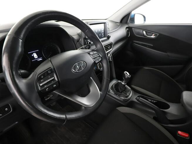 Hyundai Kona klima grzane fotele i kierownica kamera i czujniki parkowania