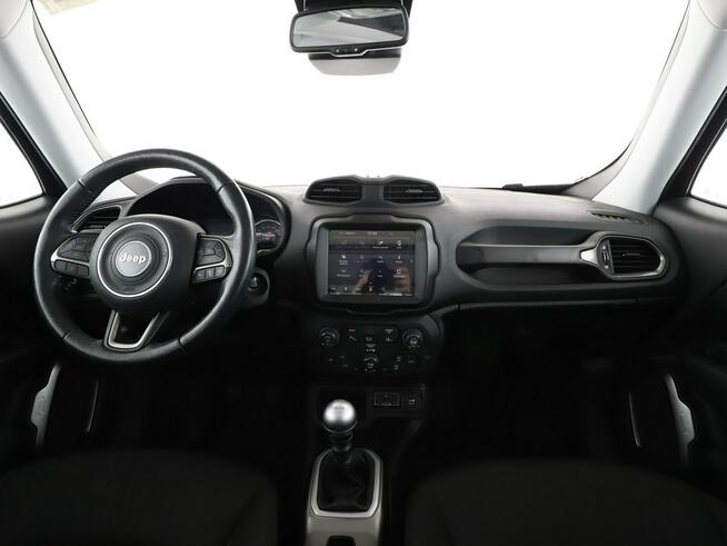 Jeep Renegade bi-xenon Beats Audio panorama navi klima auto grzane fotele