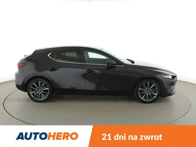Mazda 3 automat skóra full LED navi klima auto grzane fotele kamery