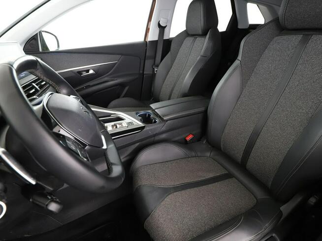 Peugeot 3008 automat virtual cocpit klima auto navi kamera i czujniki parkowania