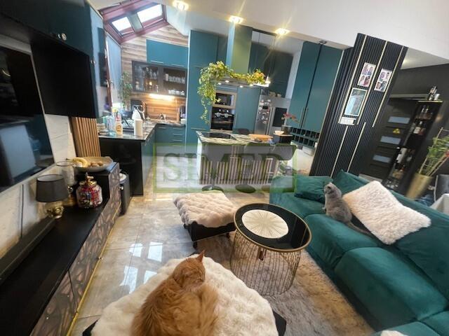 Ciche ogrodzone osiedle, ochrona, park