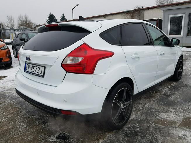 Ford Focus 1,6 Benzyna Turbo 182KM Navi Kamera Sony Zarejestrowany Gwarancja