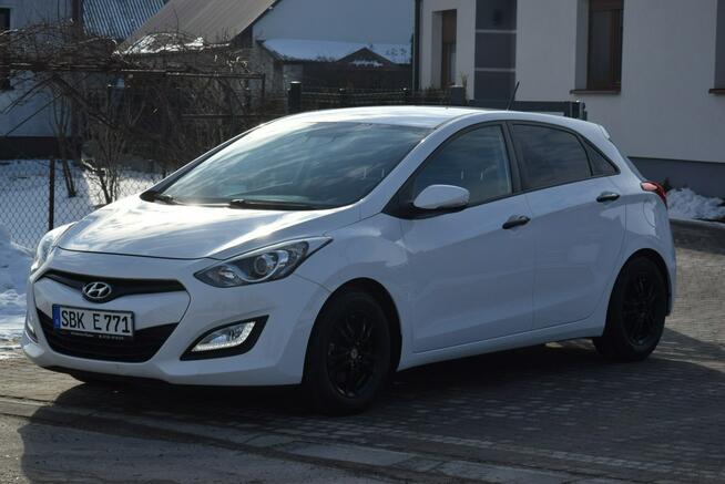 Hyundai i30 1.4B 2015r/ Navi/ Kamera/ 121 Tys Km/ Sprowadzony/ Opłacony