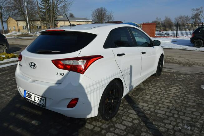 Hyundai i30 1.4B 2015r/ Navi/ Kamera/ 121 Tys Km/ Sprowadzony/ Opłacony