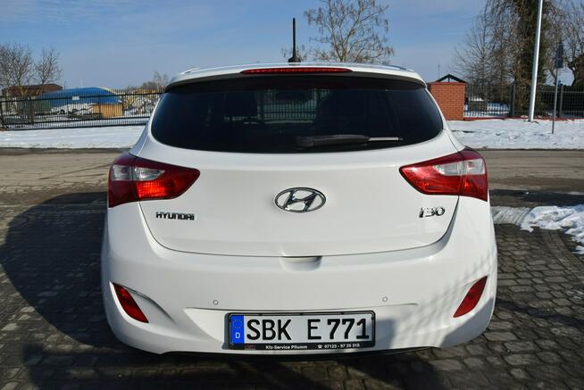 Hyundai i30 1.4B 2015r/ Navi/ Kamera/ 121 Tys Km/ Sprowadzony/ Opłacony