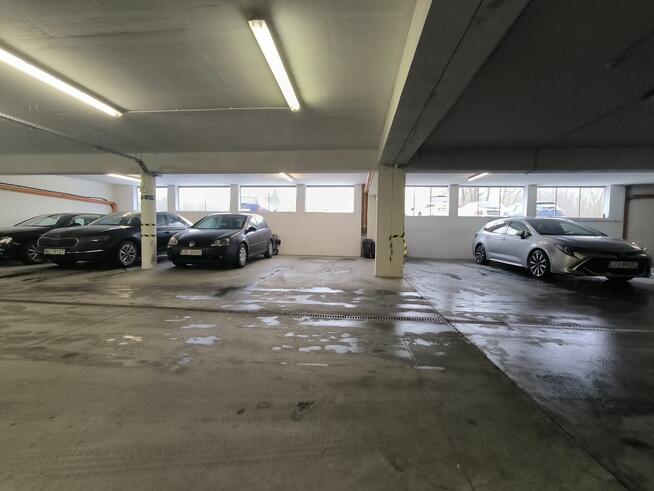Garaż podziemny osiedle Aurora dzielnica Parkitka
