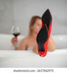 Młodszy on pozna Panią 55+ jak w opisie.