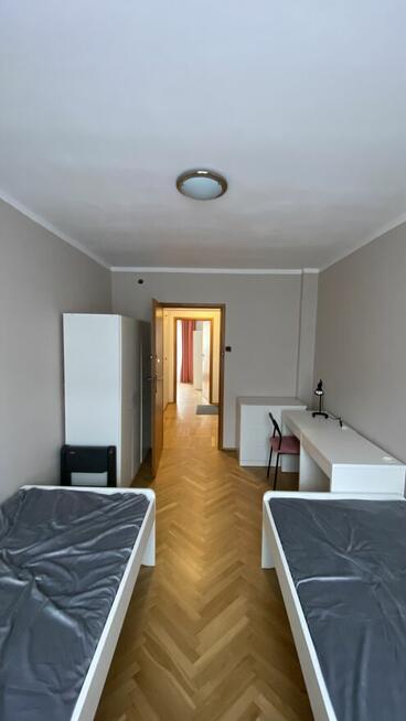 Przestronne 3 pokoje w ścisłym Centrum (Krucza/Żurawia)