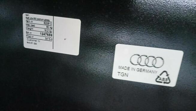 Box dachowy bagażnik Audi line 600 platinum glossy jak nowy