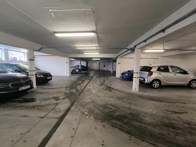 Garaż podziemny osiedle Aurora dzielnica Parkitka