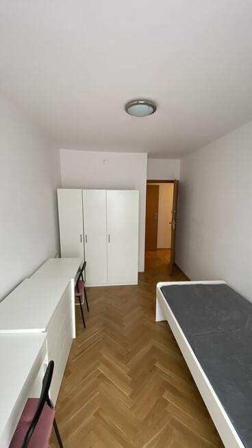 Przestronne 3 pokoje w ścisłym Centrum (Krucza/Żurawia)