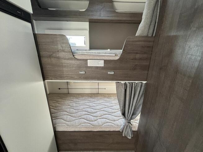 Duży kamper 6 osobowy alkowa Benimar Sport 324 UP | Premium