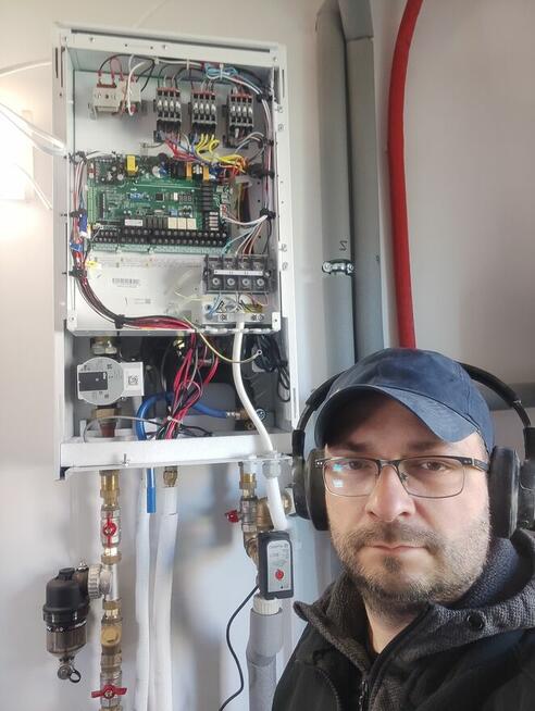 Klimatyzacja , centralne ogrzewanie, kotły gazowe inst elekt