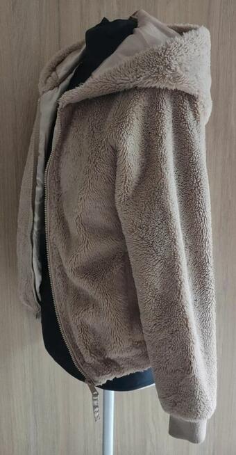 DAMSKA KURTKA PUCHOWA Z KAPTUREM