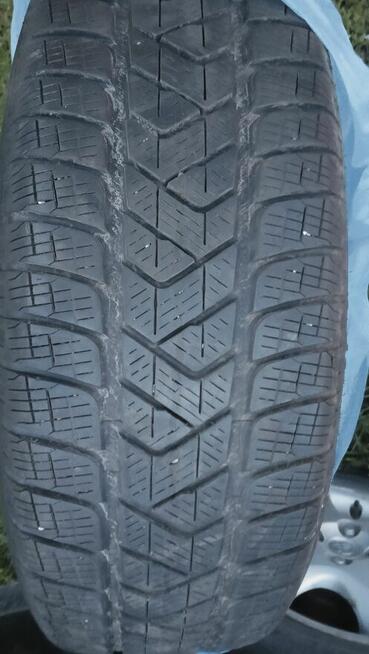 Opony zimowe Pirelli 225/65R17
