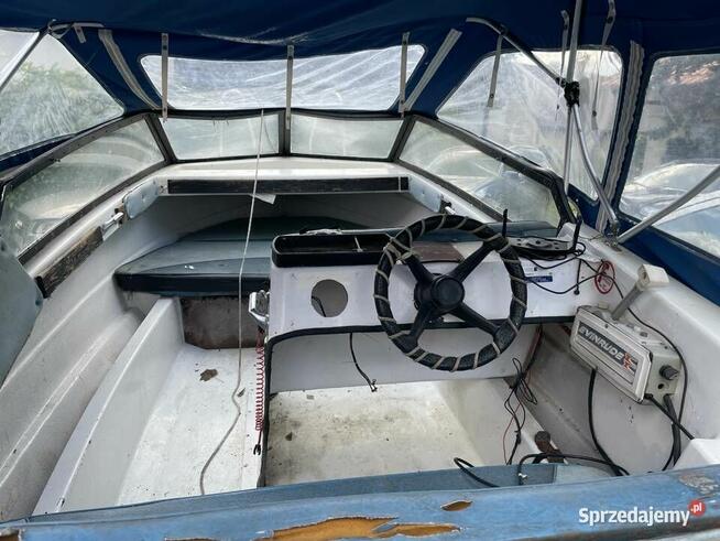 Łódź łódka motorówka 8 osobowa silnik 60km.przyczepa