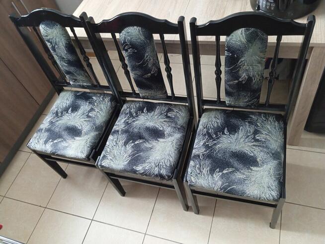 Krzesła Prl drewniane tapicerowane czarne