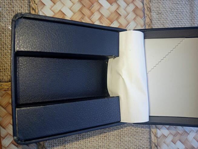 Sprzedam nowy zegarek