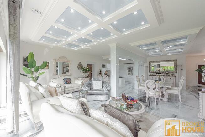 Dom Opole Czarnowąsy, Podleśna