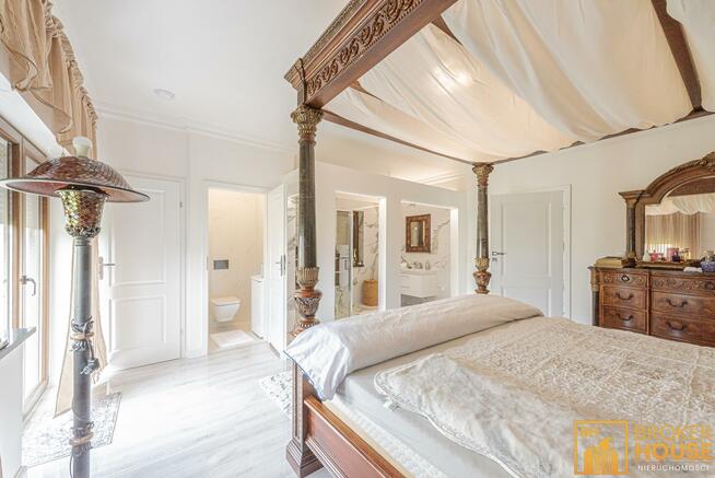 Dom Opole Czarnowąsy, Podleśna