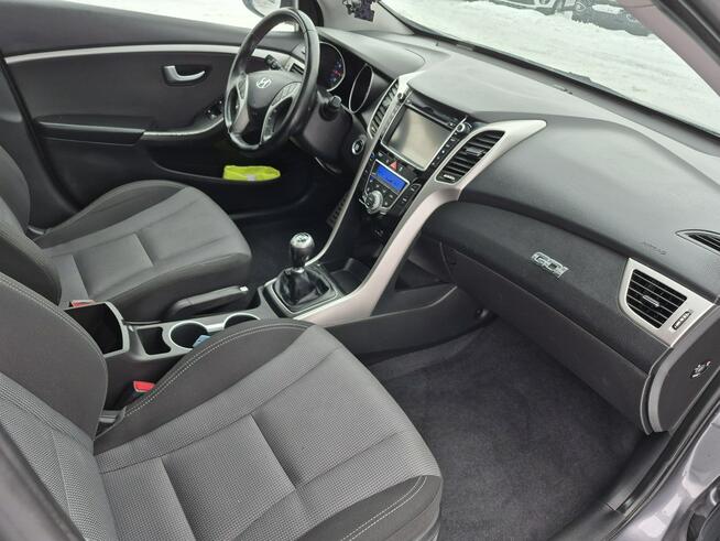 Hyundai i30 1.6 benzyna navi kamera led lift