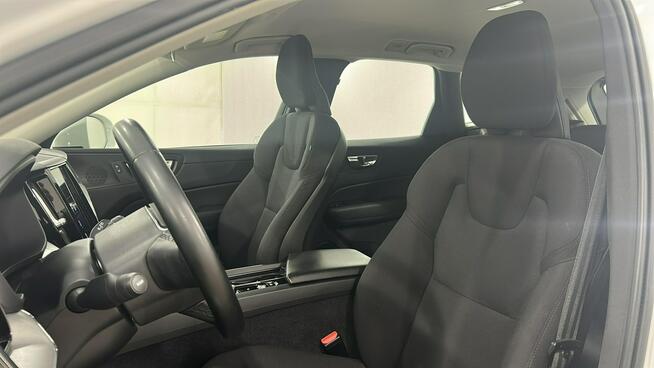 Volvo XC60 B4B Momentum