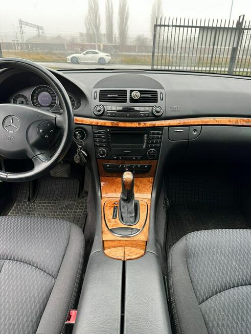 Mercedes E 200 E200CGI, 1.8B+LPG, Idealny, Alufelgi 17,