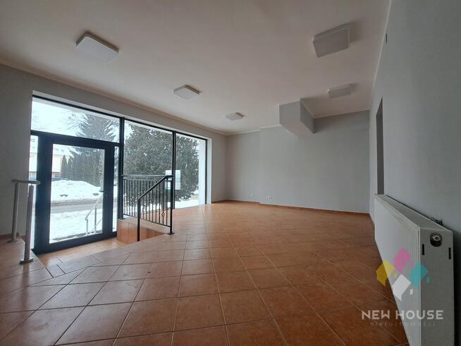 Lokal użytkowy w centrum - parter, witryna