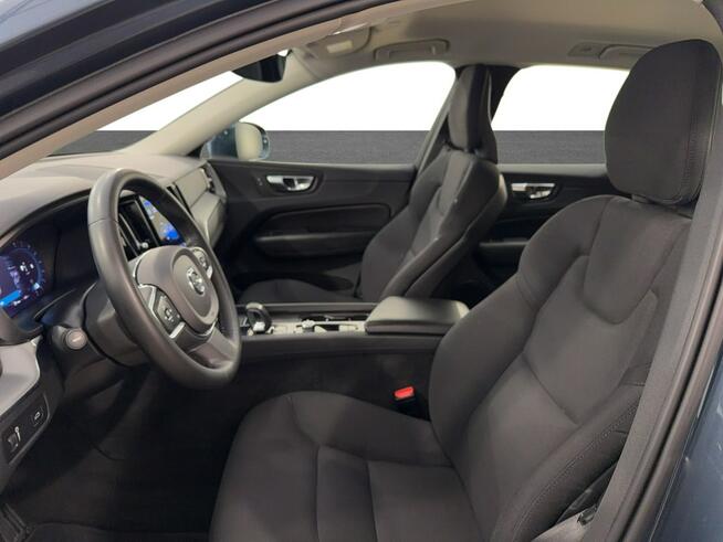 Volvo XC 60 B4B Momentum Pro