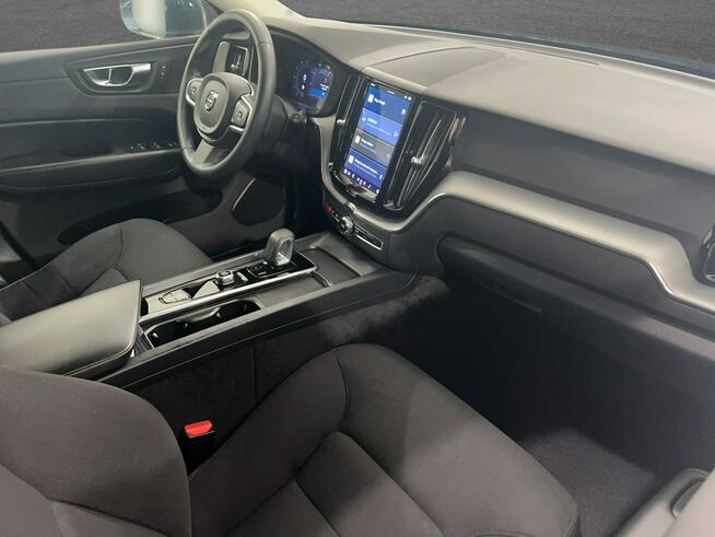 Volvo XC 60 B4 B Momentum Pro