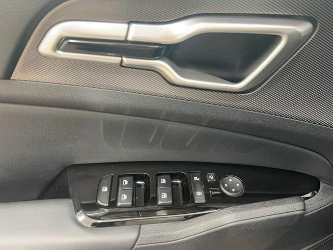 Kia Sportage 1.6 T-GDI HEV Business Line 4WD aut Kombi