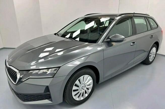 Škoda Octavia Combi Selection 1,5 TSI m-HEV (150 KM) dostępne różne wersje i kolory!