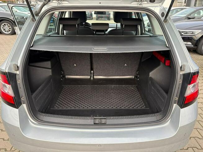 Škoda Fabia Salon Polska, Czujniki parkowania, Stan bardzo dobry.