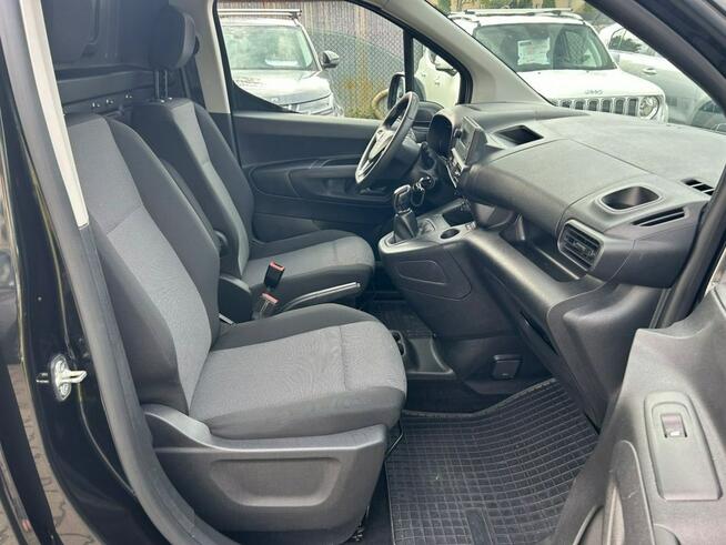 Opel Combo Pierwsza rejestracja w 2020r,Salon PL,stan bardzo dobry, tempomat.