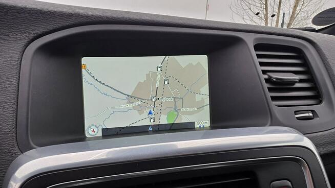 Volvo V60 duza navi super stan LEDY xsenon automat mały przebieg 5 cylindrowy
