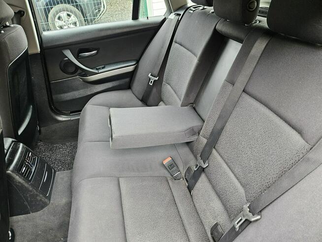 BMW 318 Klimatronic / Podgrzewane fotele / Tempomat / 6 biegów