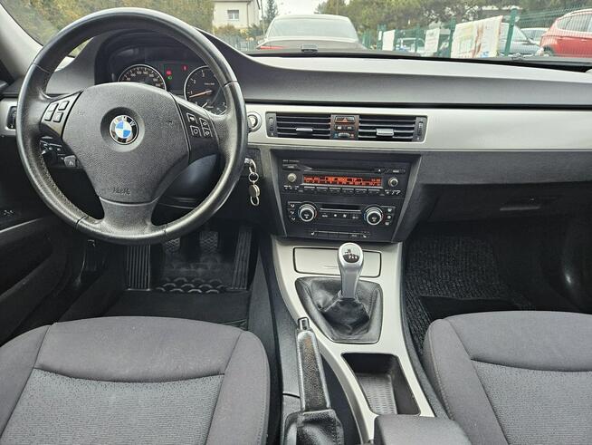 BMW 318 Klimatronic / Podgrzewane fotele / Tempomat / 6 biegów