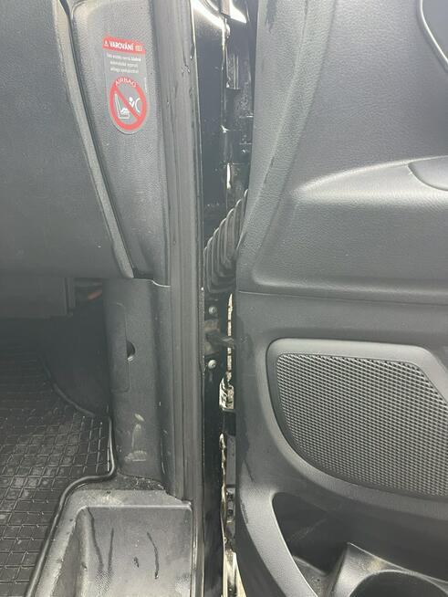 Mercedes Vito Tourer Long Klimatyzacja 9 osobowy