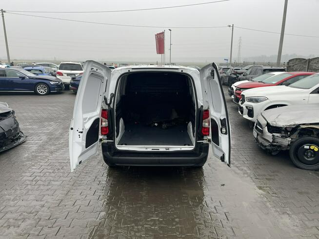 Toyota Proace City Salon PL L2 HAK Blaszak Klimatyzacja Czujniki park.