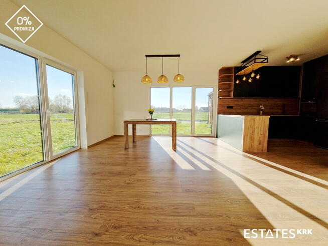 Nowoczesny dom z 5 pokojami, 2 łazienkami, Kraków