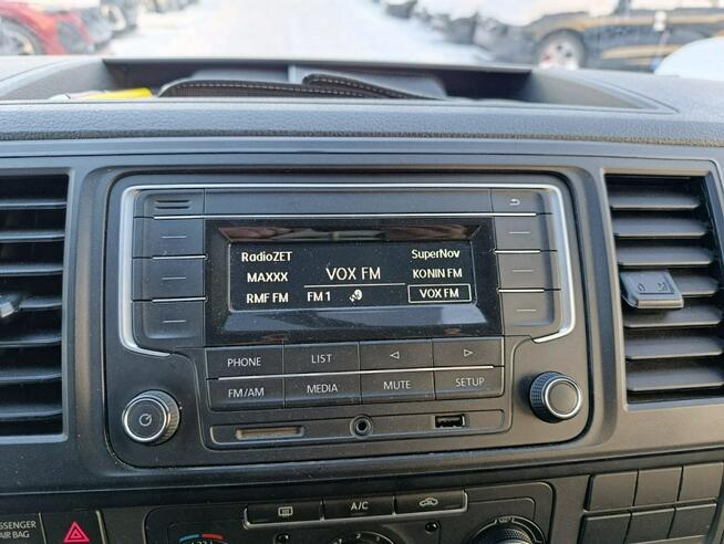 Volkswagen Transporter 9osób fv23