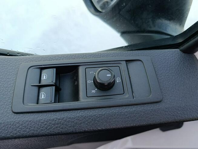 Volkswagen Transporter 9osób fv23