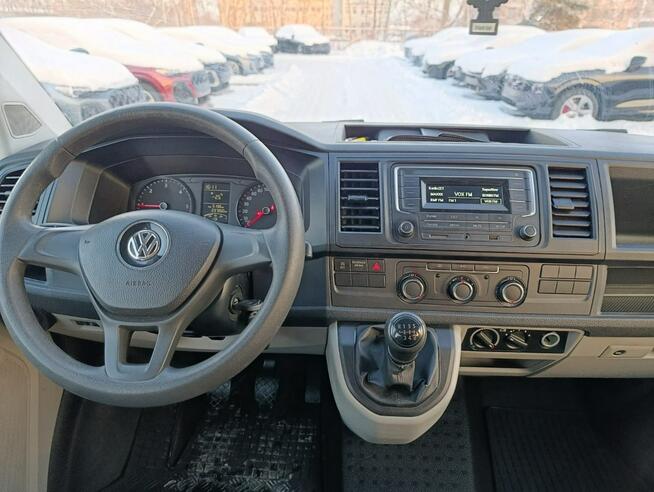 Volkswagen Transporter 9osób fv23