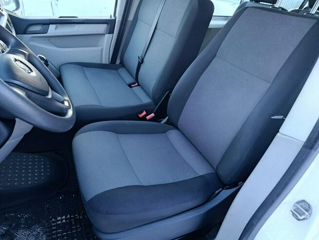 Volkswagen Transporter 9osób fv23