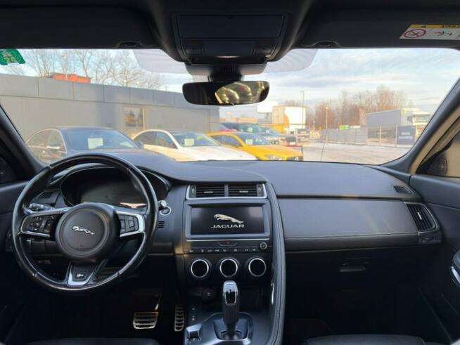 Jaguar E-Pace Key less / Nawigacja / Meridian / Kamera cofania / Tempomat / FV 23%