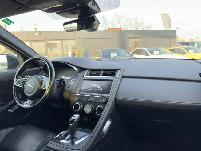 Jaguar E-Pace Key less / Nawigacja / Meridian / Kamera cofania / Tempomat / FV 23%