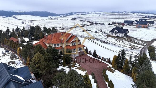 Willa z basen - włoski styl i widok na Tatry
