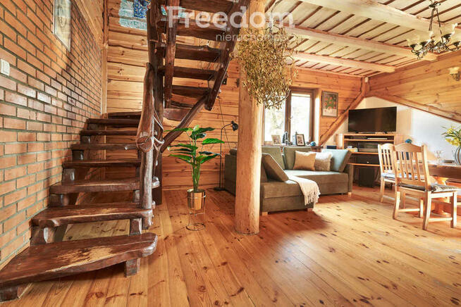 Ekologiczny dom z duszą nad jeziorem Kalwa